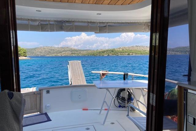 Brokerage Image - 2017 Menorquin 42 HT