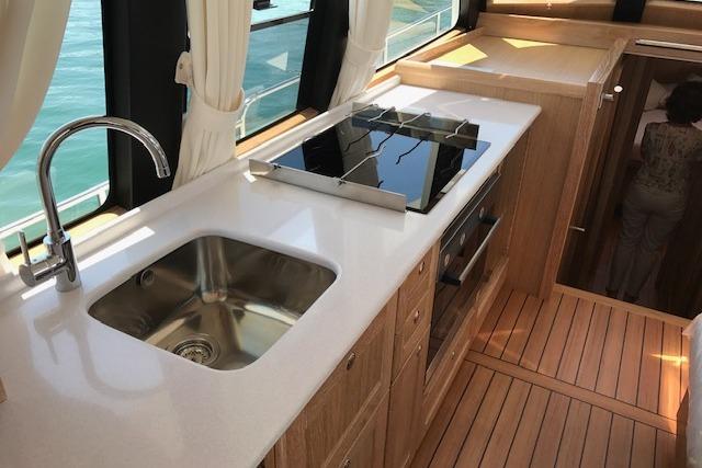 Brokerage Image - 2017 Menorquin 42 HT