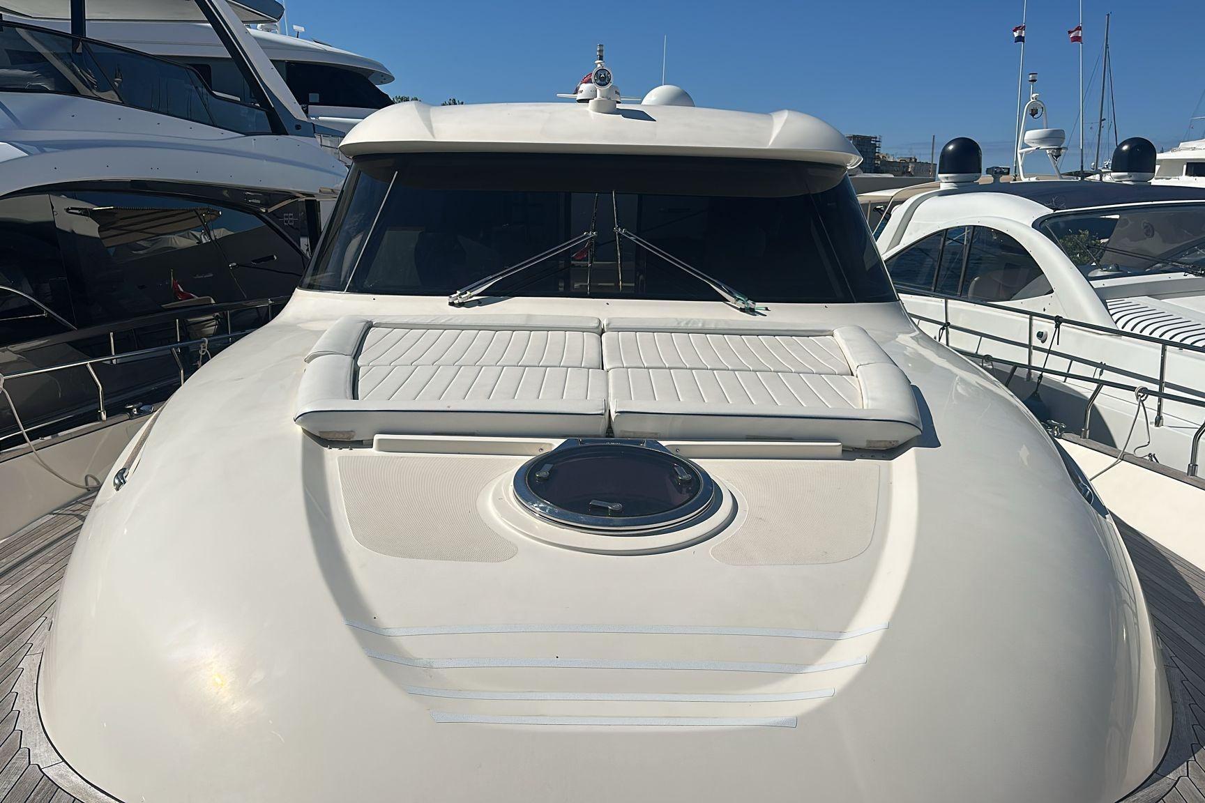 Brokerage Image - 2008 64′ Dolphin