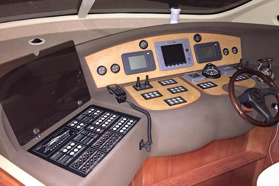 Brokerage Image - 2006 56