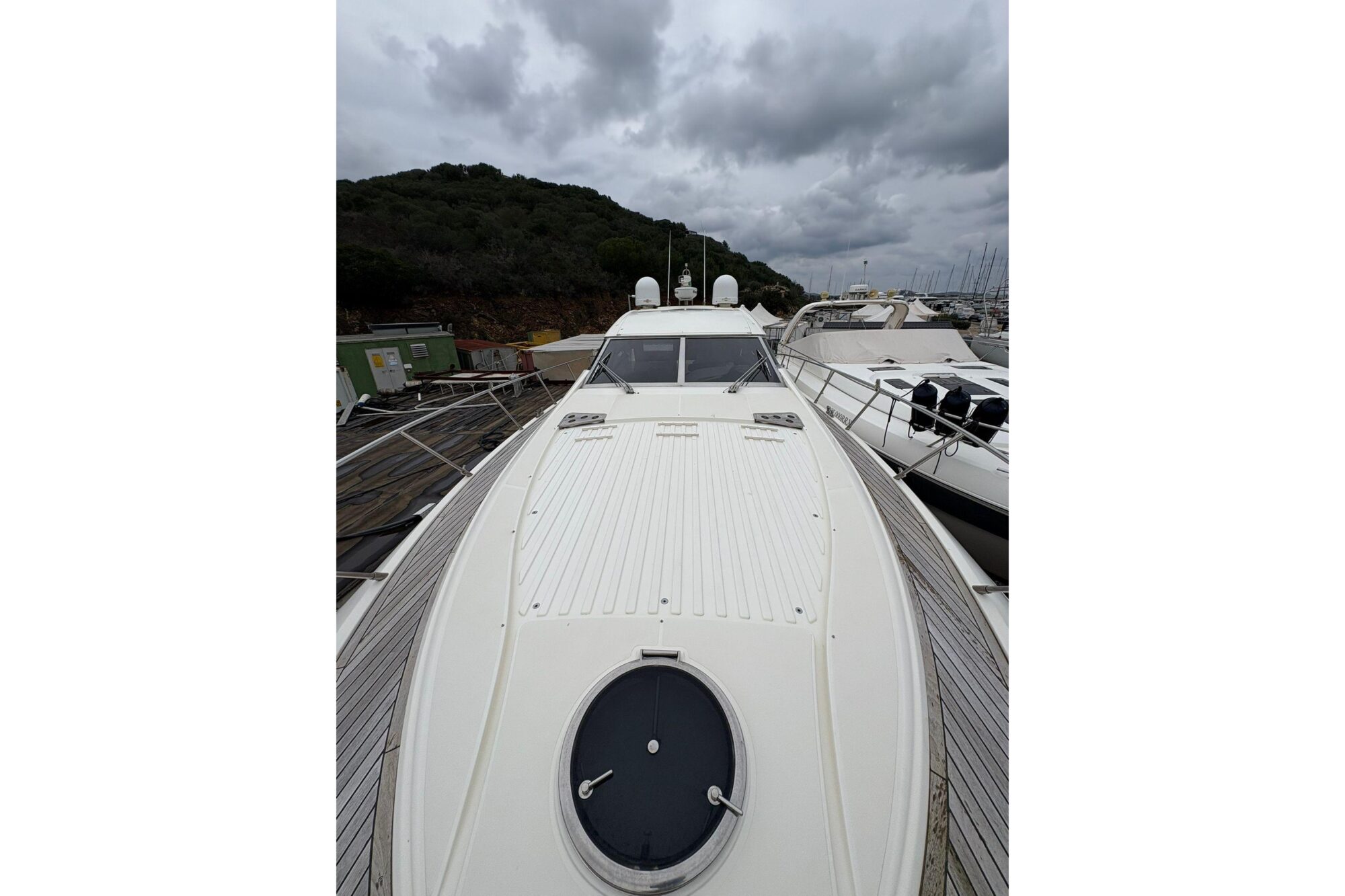 Brokerage Image - 2005 50