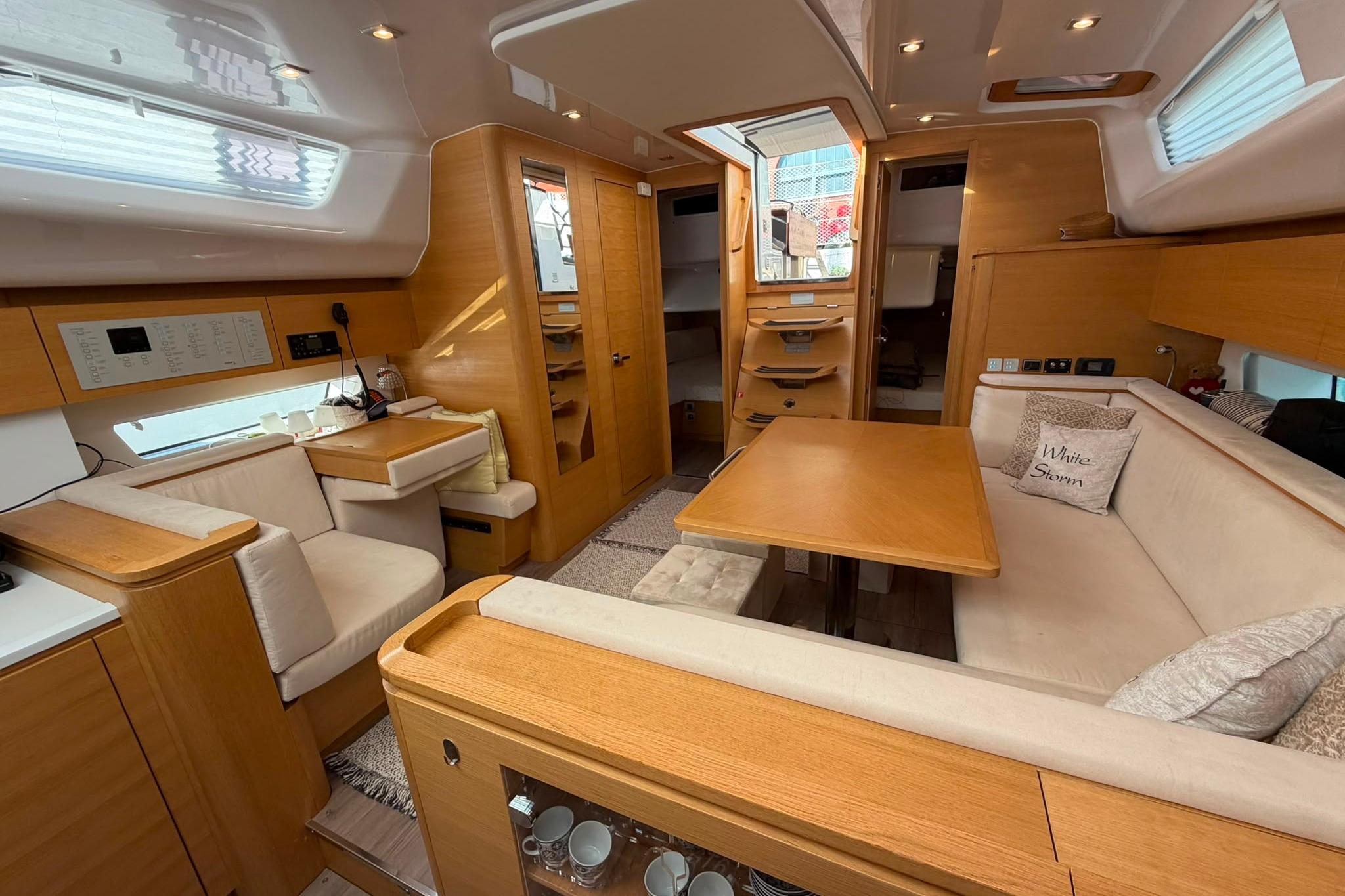 Brokerage Image - 2023 GT6