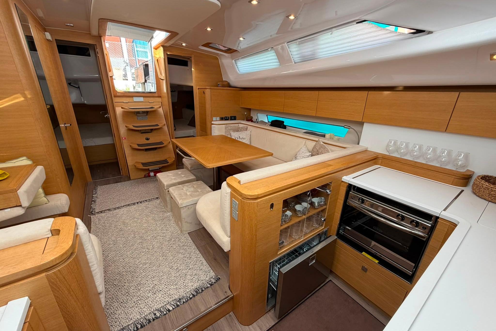 Brokerage Image - 2023 GT6