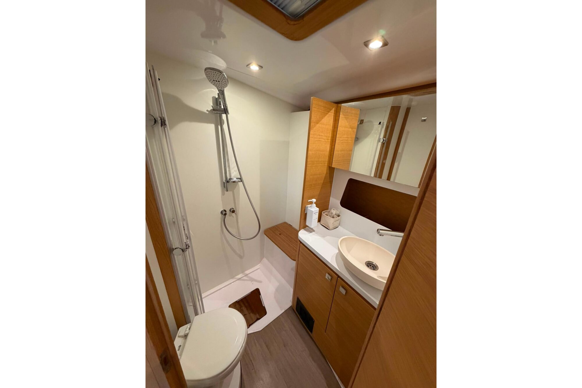 Brokerage Image - 2023 GT6