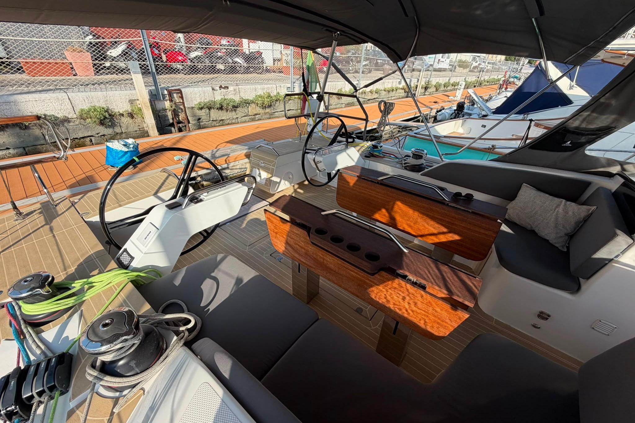 Brokerage Image - 2023 GT6